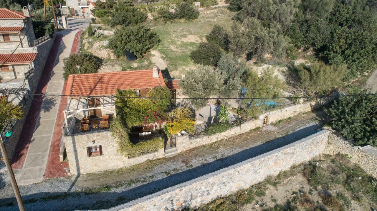 Argyros House Guest House Triopetra Bagian luar foto