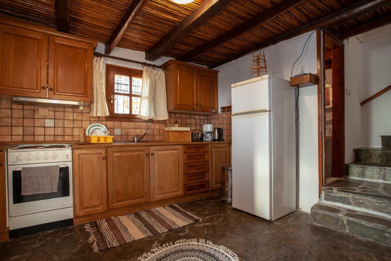 Argyros House Guest House Triopetra Bagian luar foto