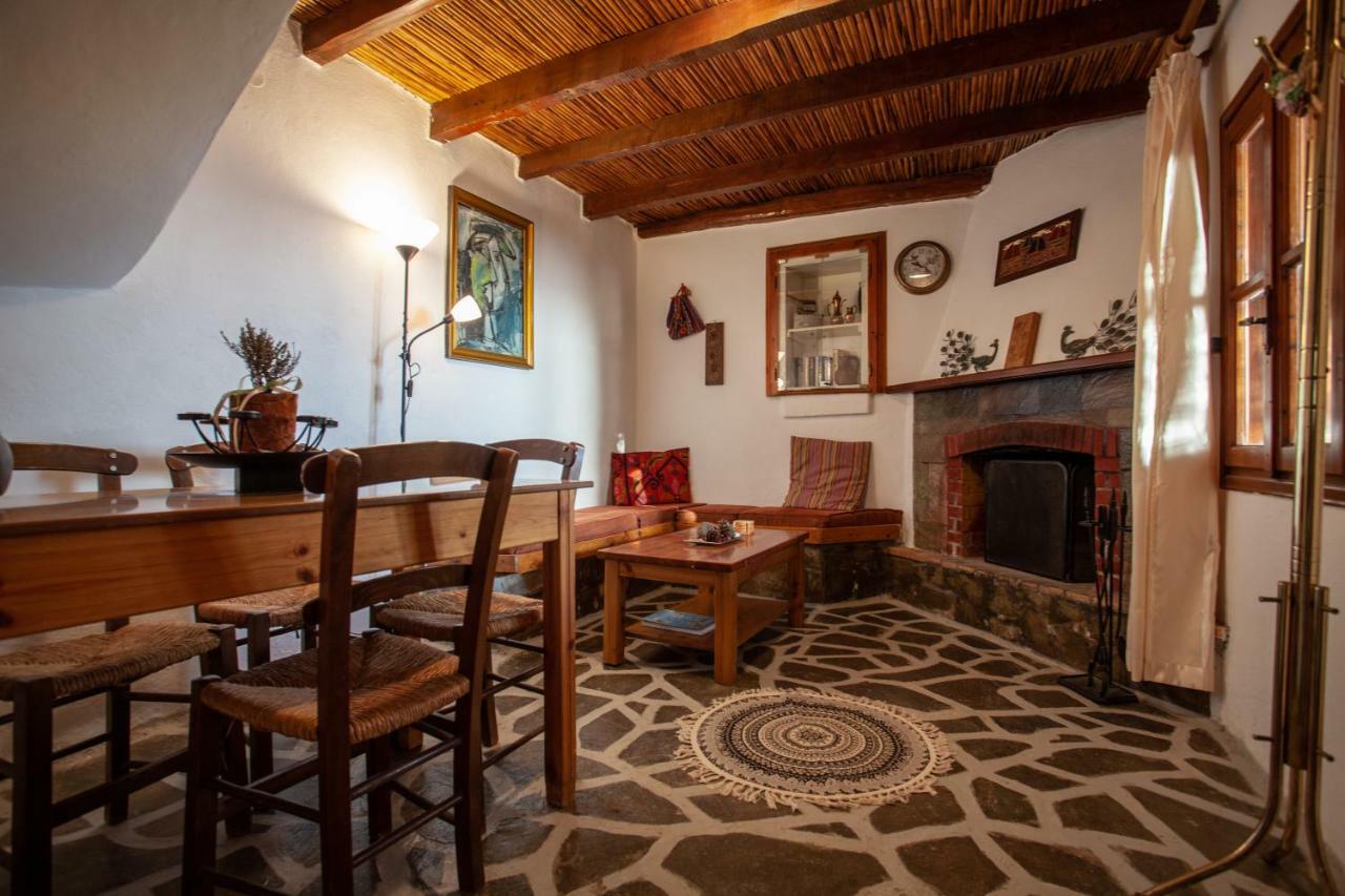 Argyros House Guest House Triopetra Bagian luar foto