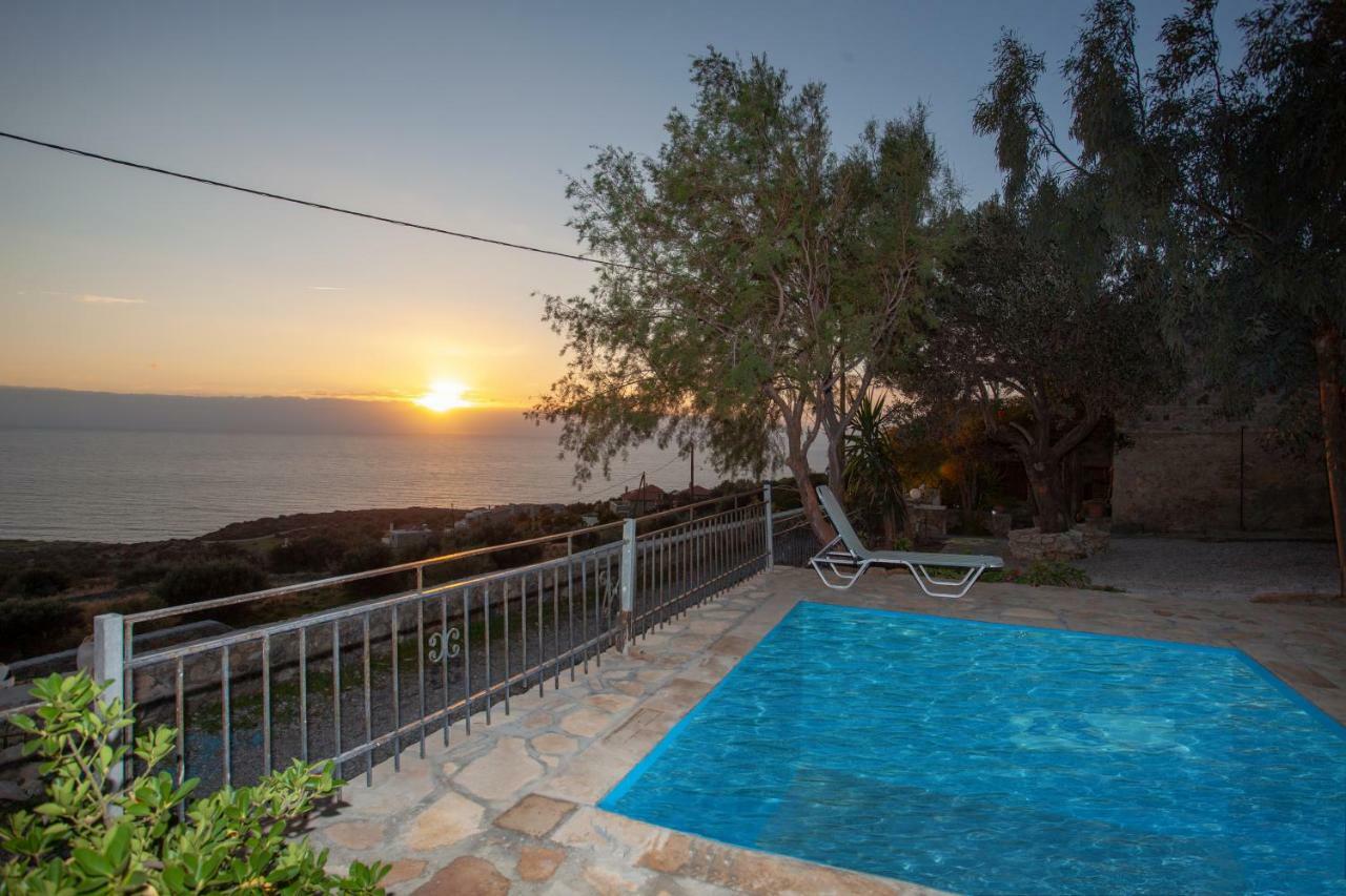 Argyros House Guest House Triopetra Bagian luar foto