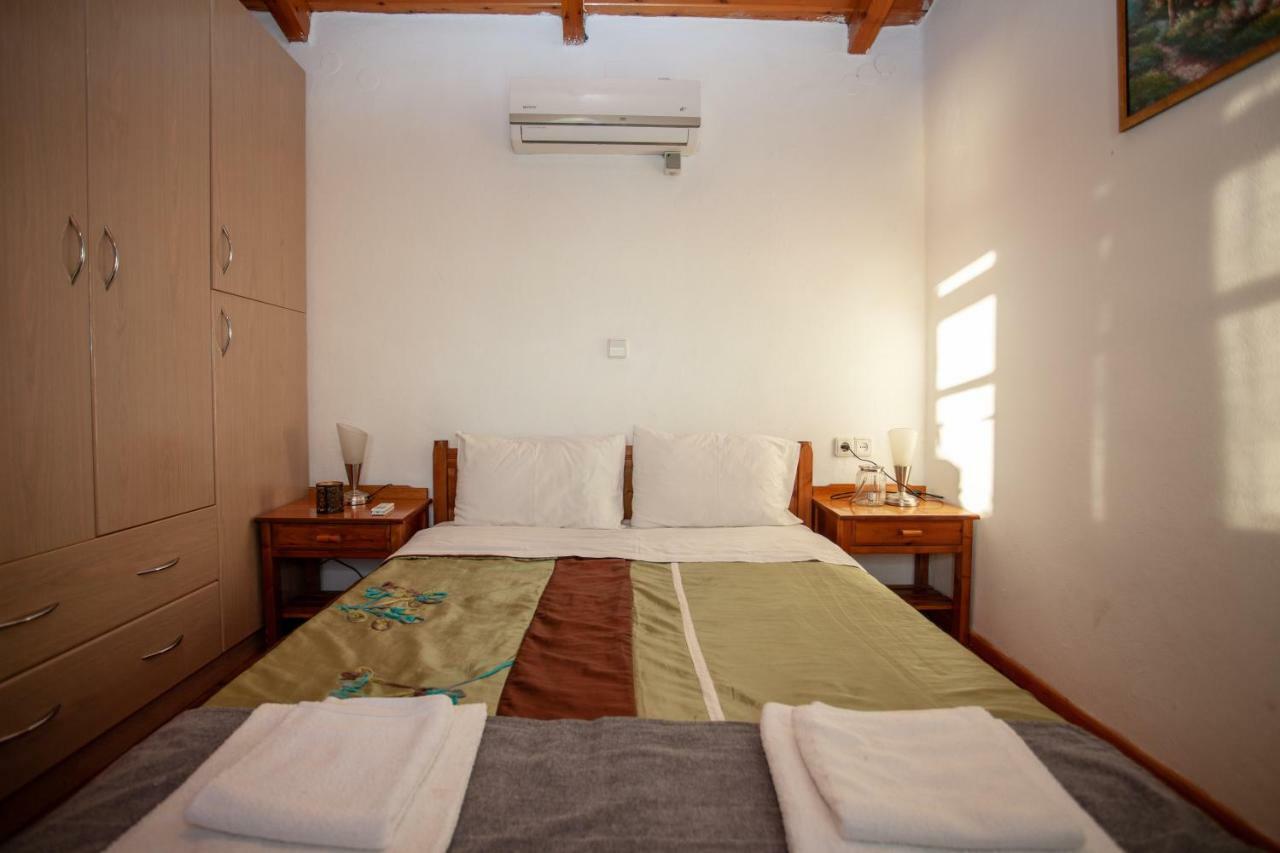 Argyros House Guest House Triopetra Bagian luar foto
